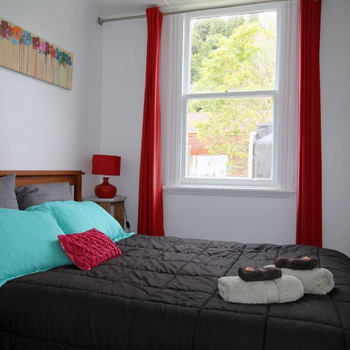 Photo of Bedroom in Whangamomona