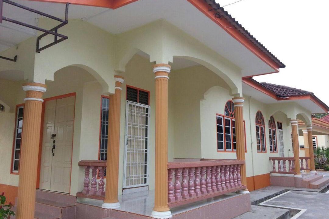 Photo of Buildings in Kampung Gong Badak