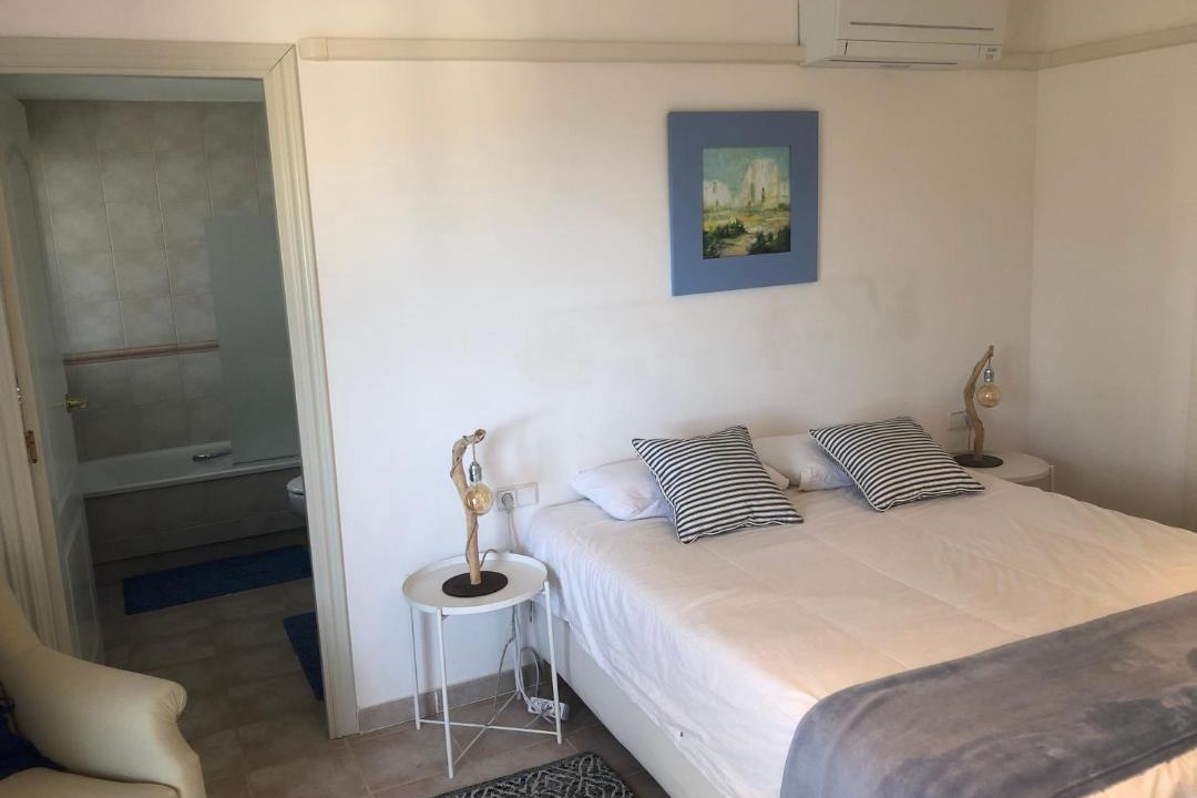 Photo of Bedroom in Pals