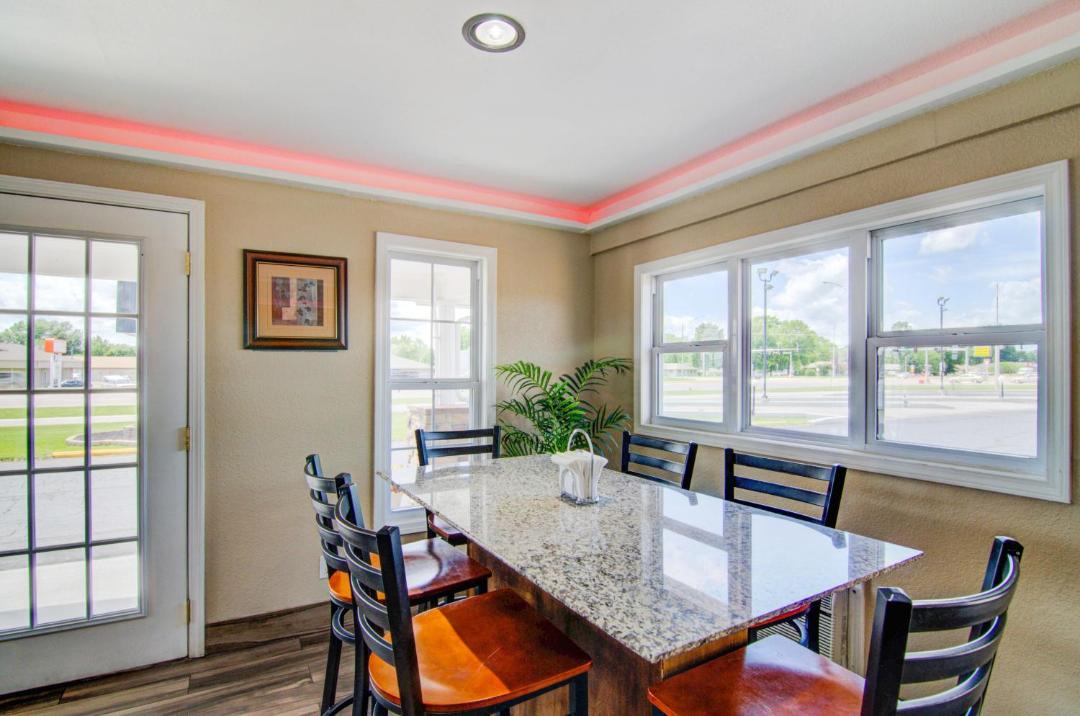 Photo of Others in Clinton