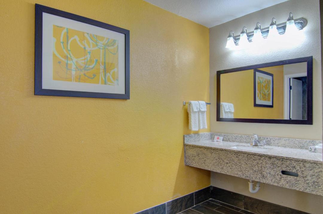 Photo of Others in Clinton