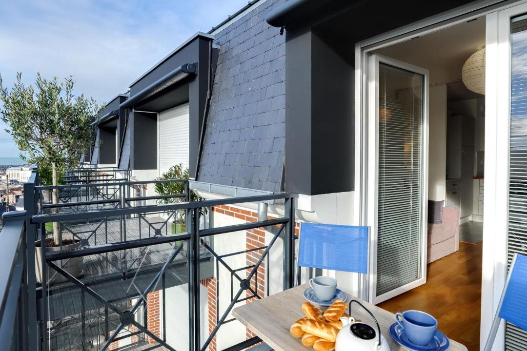 Photo of Patio Balcony in Trouville-sur-Mer
