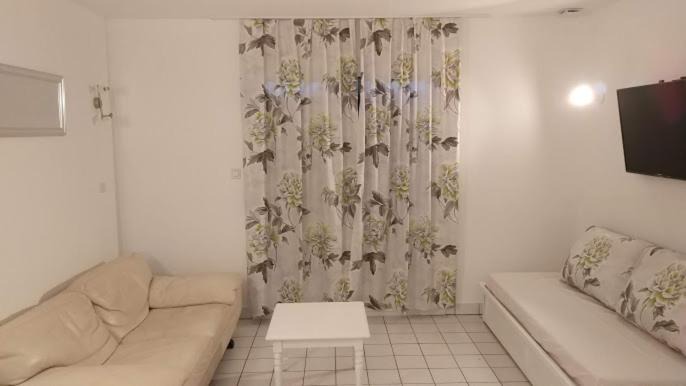 Photo of Others in Ploemel