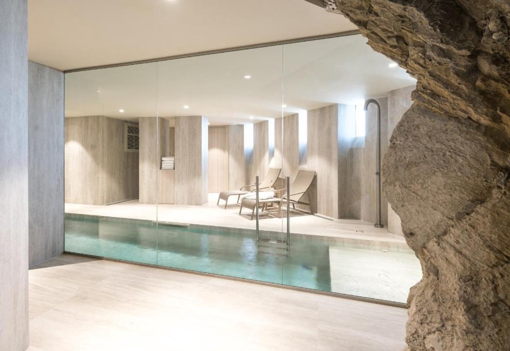 Photo of Others in Le Pharo