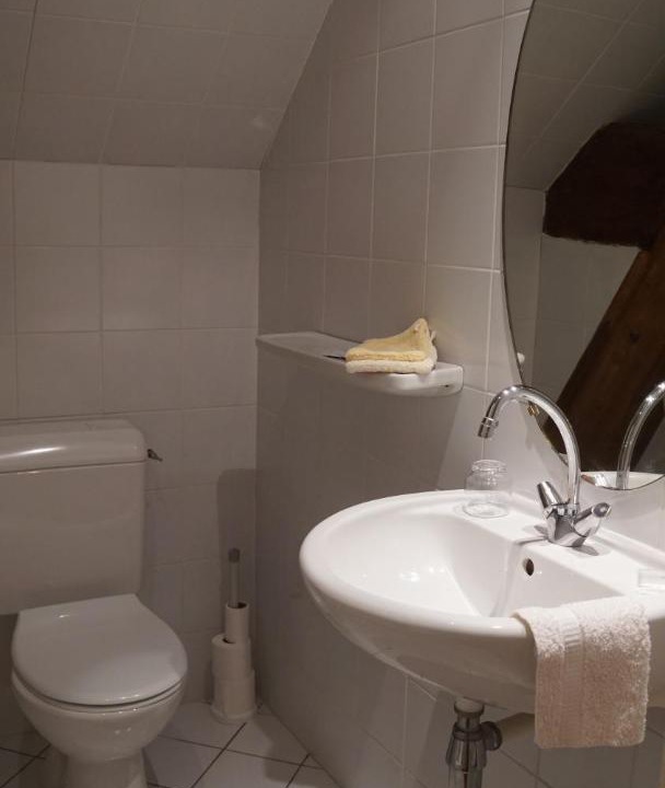 Photo of Others in Ozenay