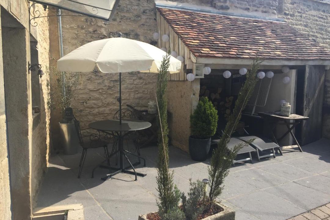 Photo of Others in Beze