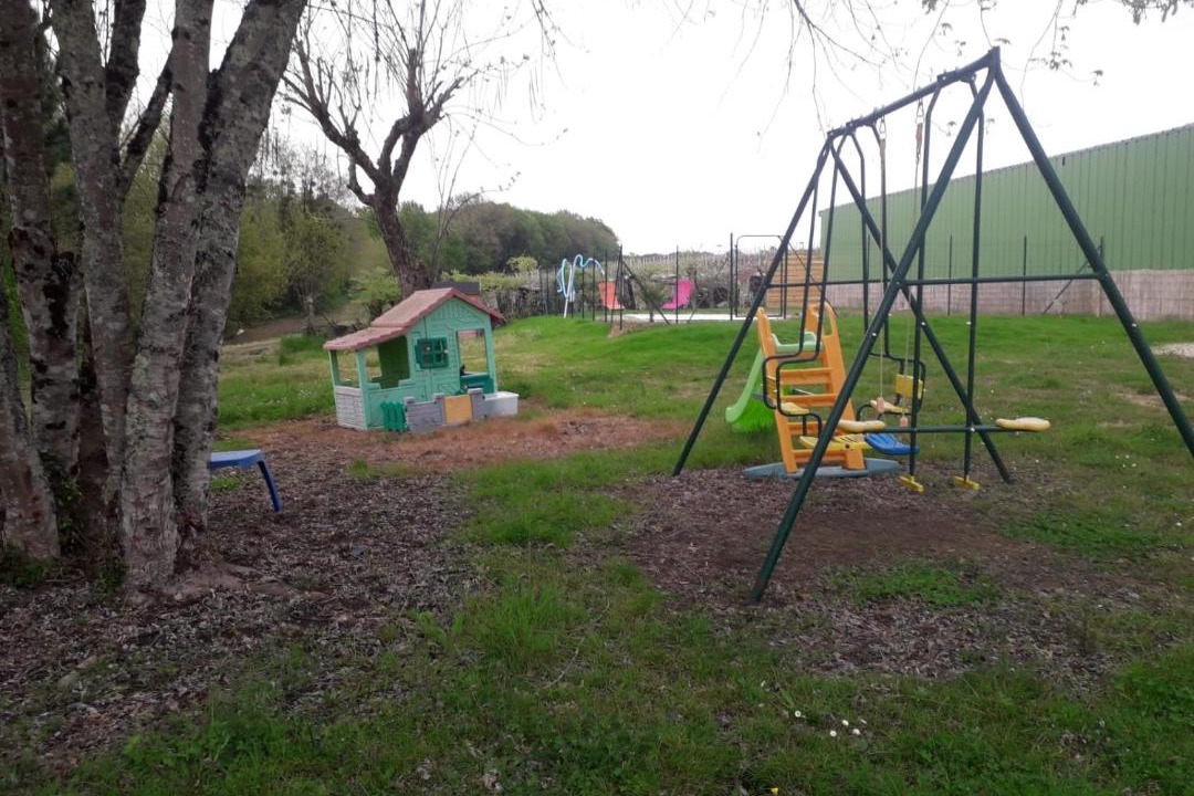 Photo of Others in Verdelais