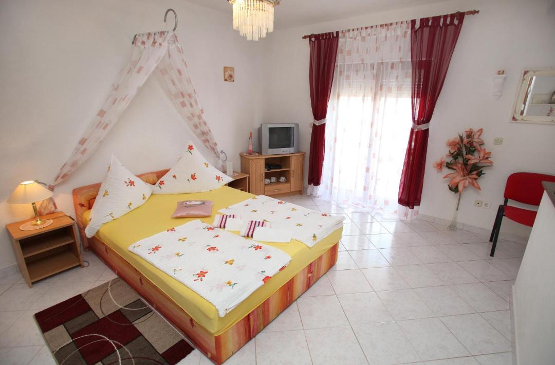 Photo of Bedroom in Okrug Gornji
