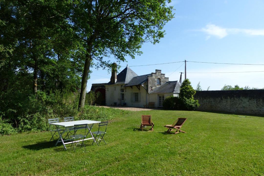 Photo of Others in Huisseau-sur-Cosson