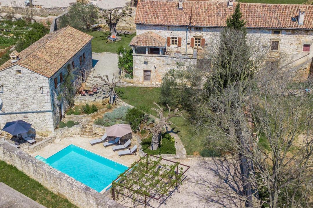 Photo of Outdoor in Heraki