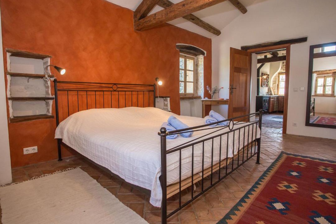 Photo of Bedroom in Heraki