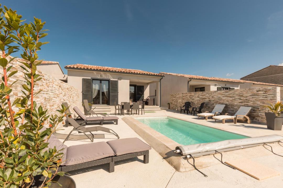 Photo of Others in Lozari