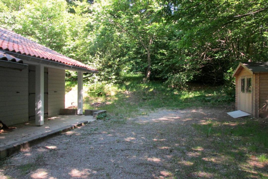 Photo of Others in Saint-Amans-Valtoret