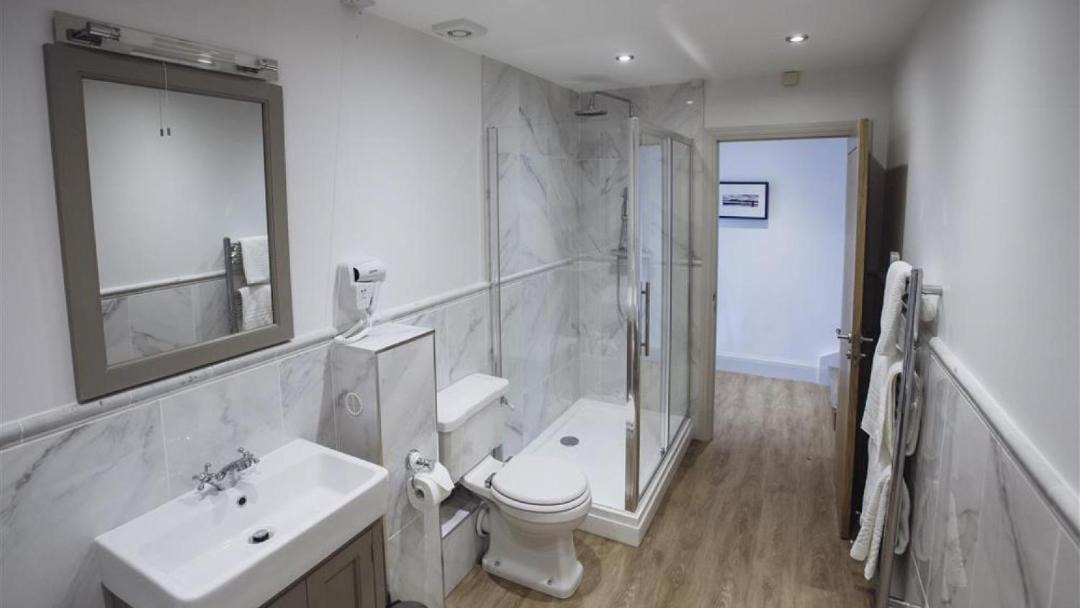 Photo of Bathroom in Reynoldston