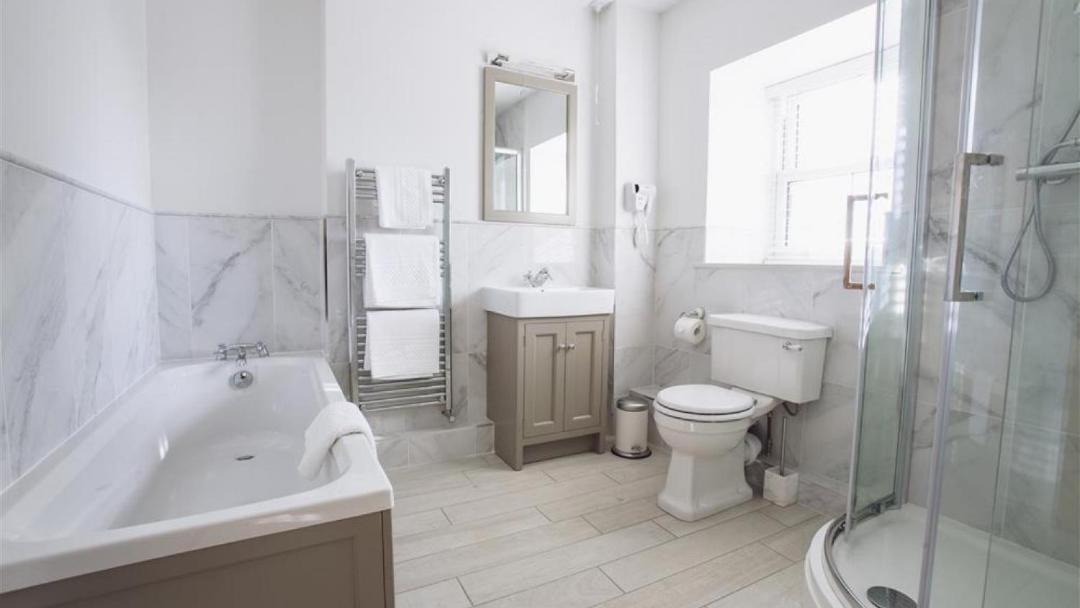 Photo of Bathroom in Reynoldston