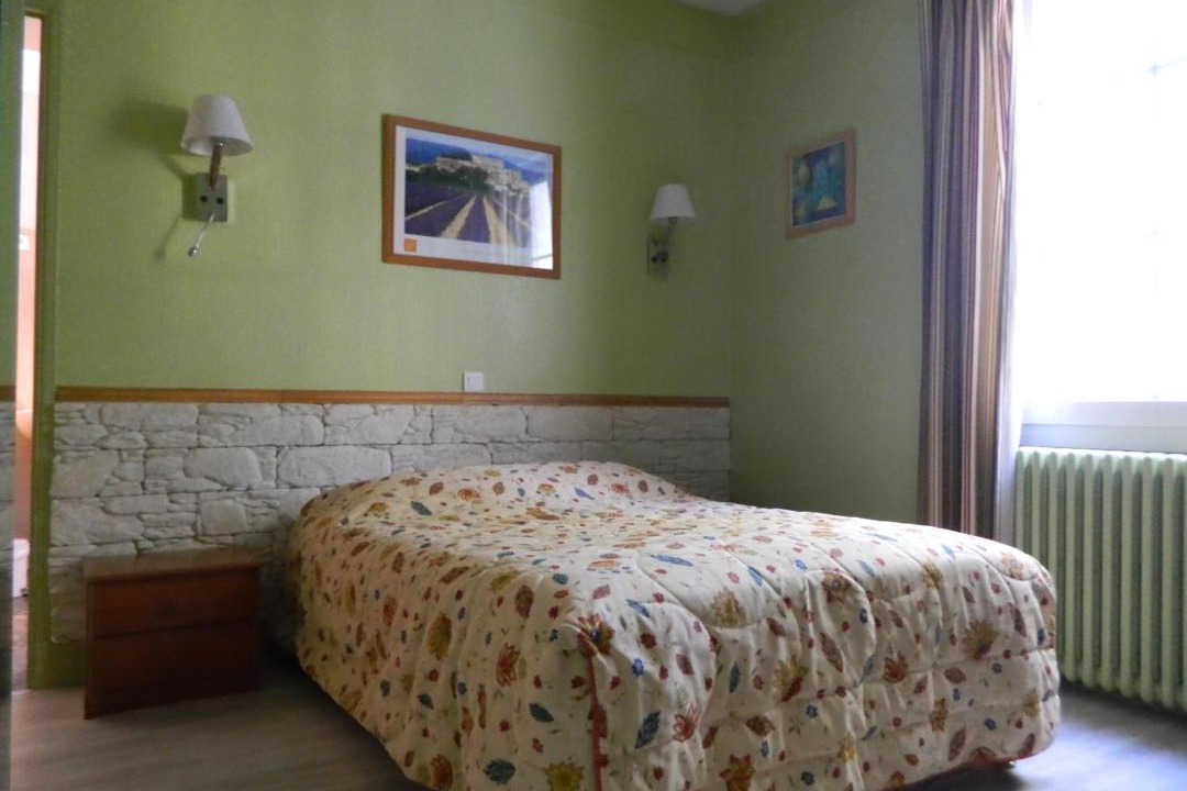 Photo of Others in Nyons