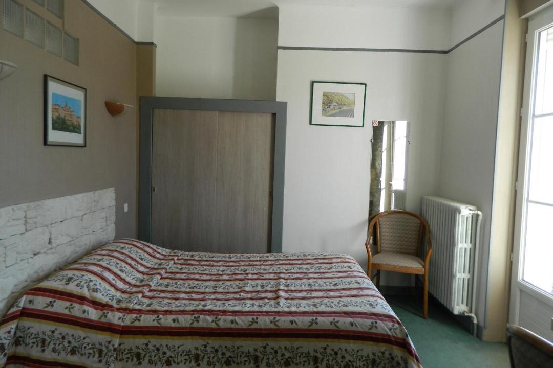 Photo of Others in Nyons