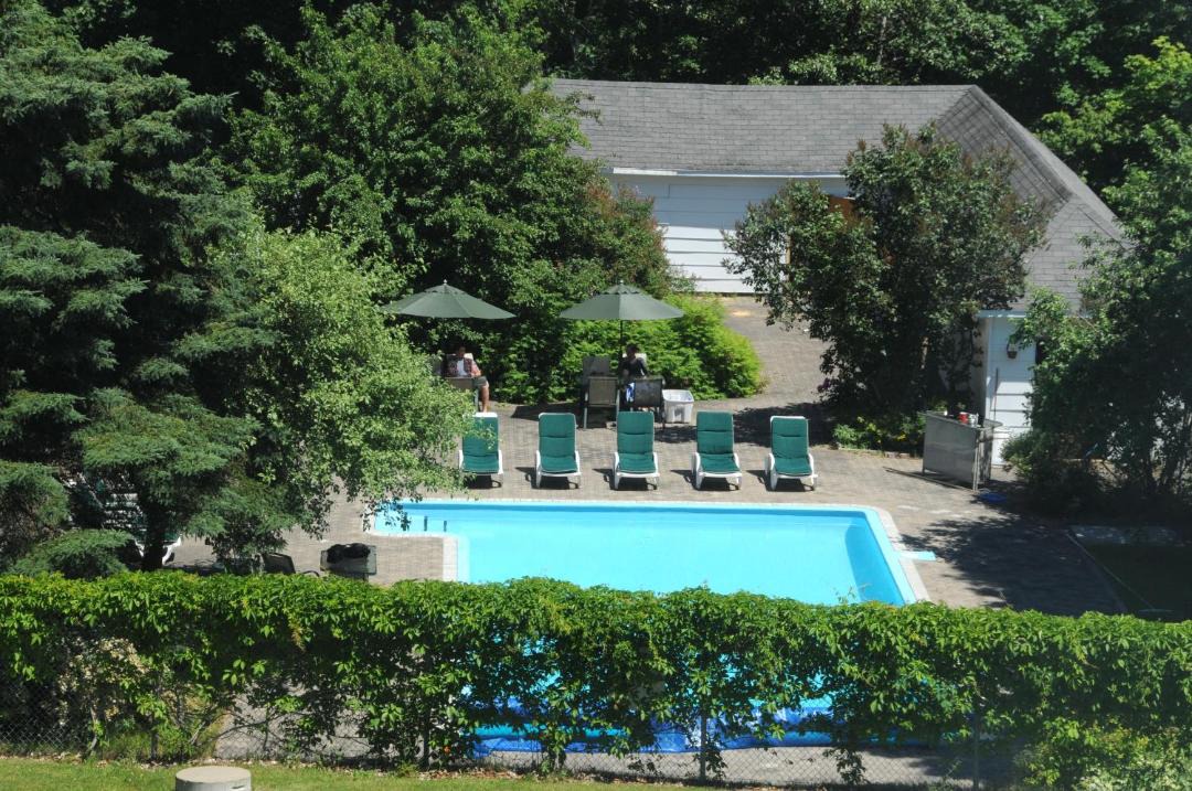 Photo of Others in Pointe-au-Pic