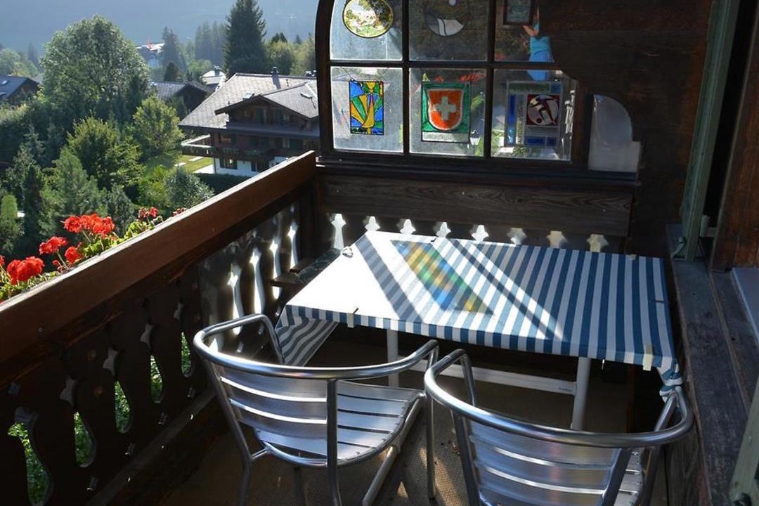 Photo of Patio Balcony in Zweisimmen Nr Gstaad