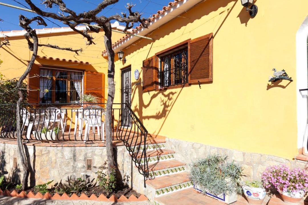 Photo of Buildings in Ondara