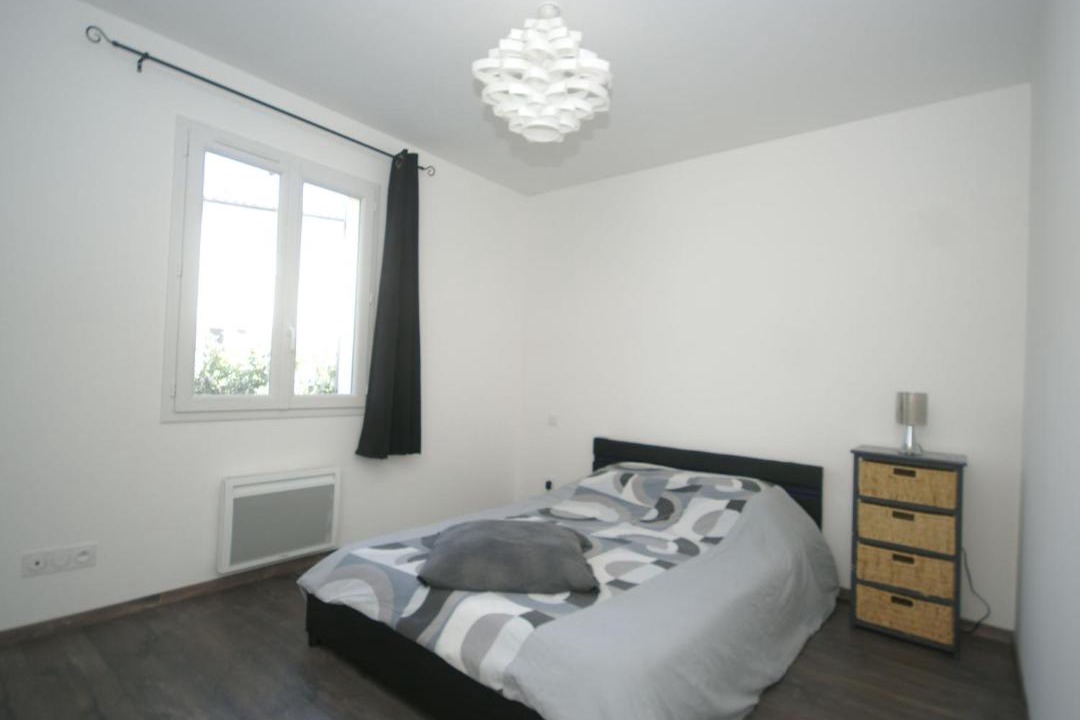 Photo of Bedroom in Piolenc
