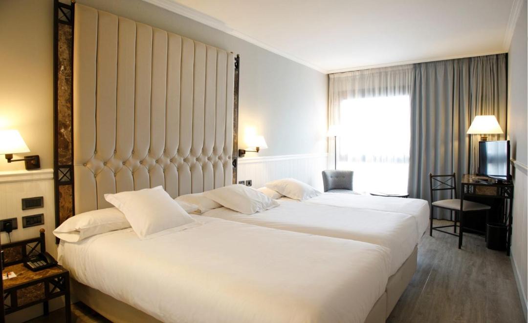 Photo of Bedroom in Logrono City Centre
