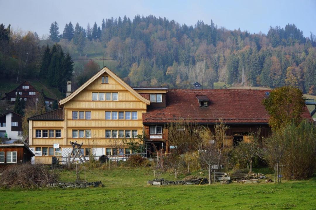 Photo of Buildings in Gais