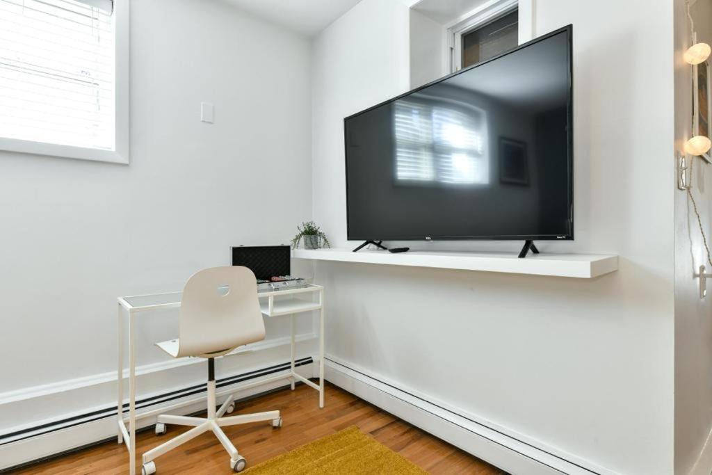 Photo of Others in Wellington-Harrington