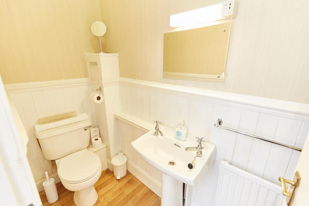 Photo of Bathroom in Callander