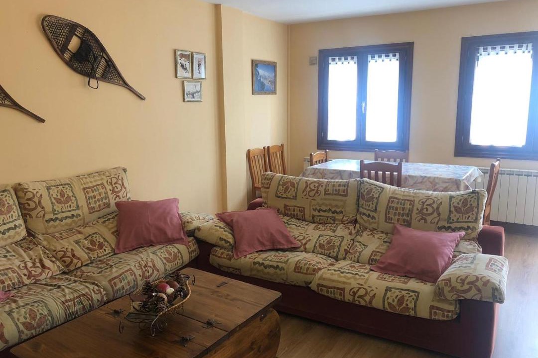 Photo of Livingroom in Escarrilla