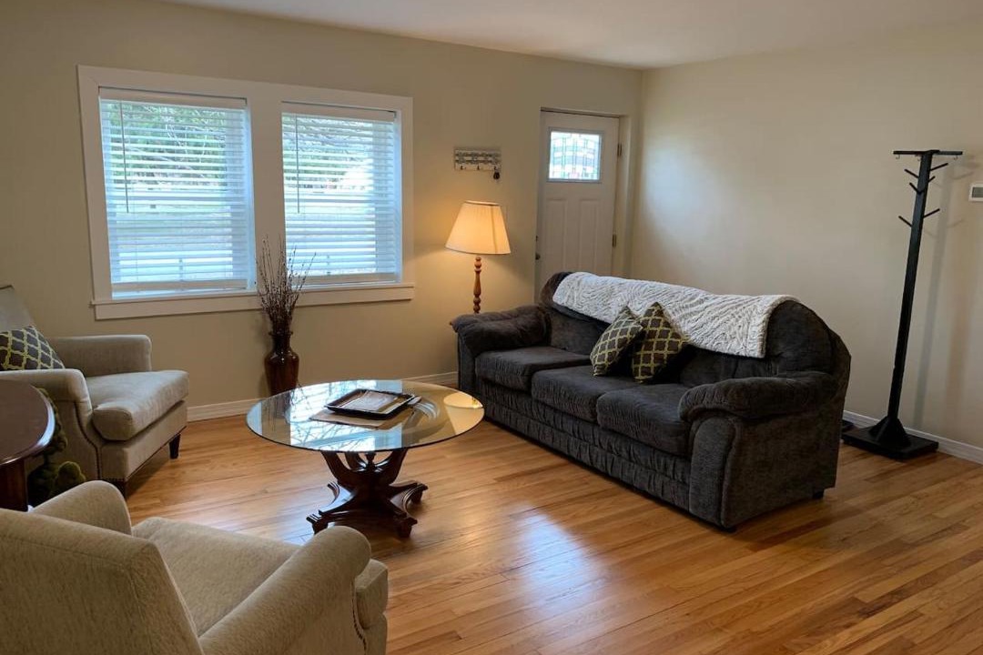 Photo of Others in Linntown