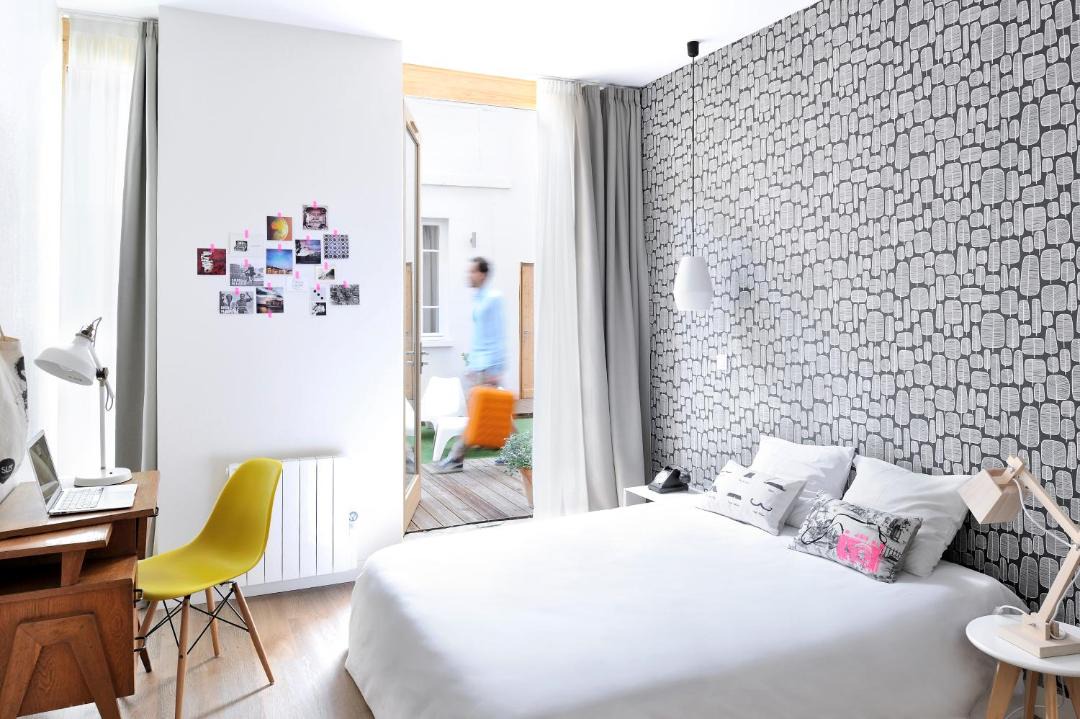 Photo of Bedroom in Voltaire - Saint Amour