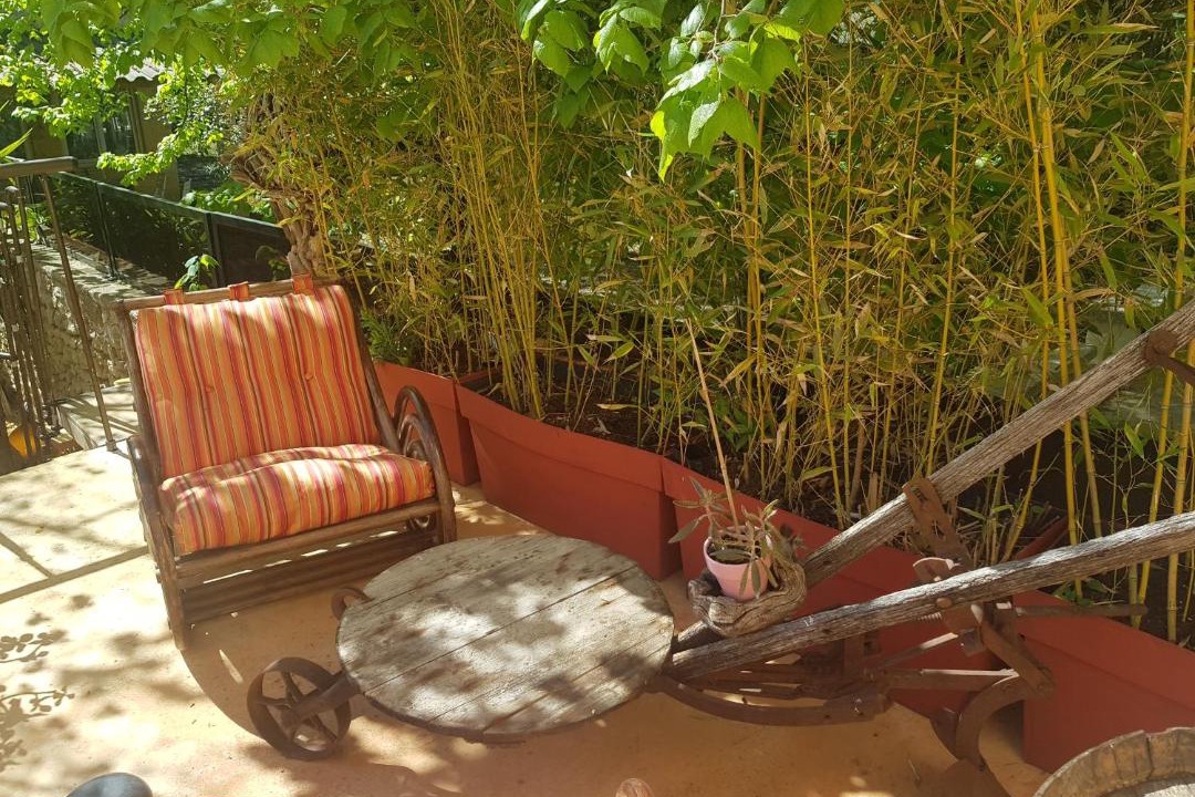 Photo of Others in Beaumes-de-Venise