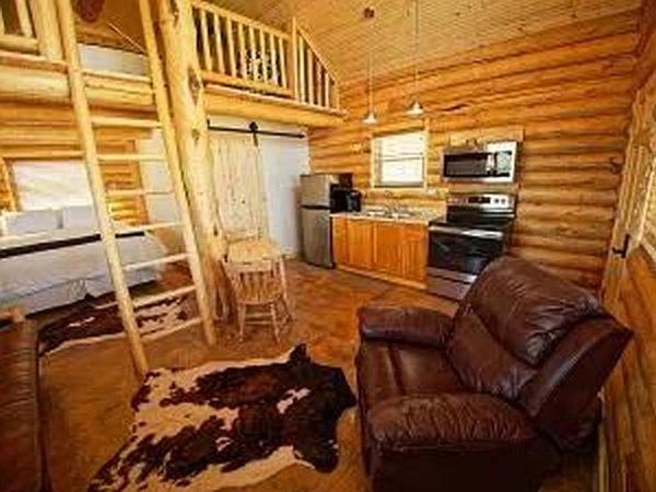 Photo of Livingroom in Coolidge