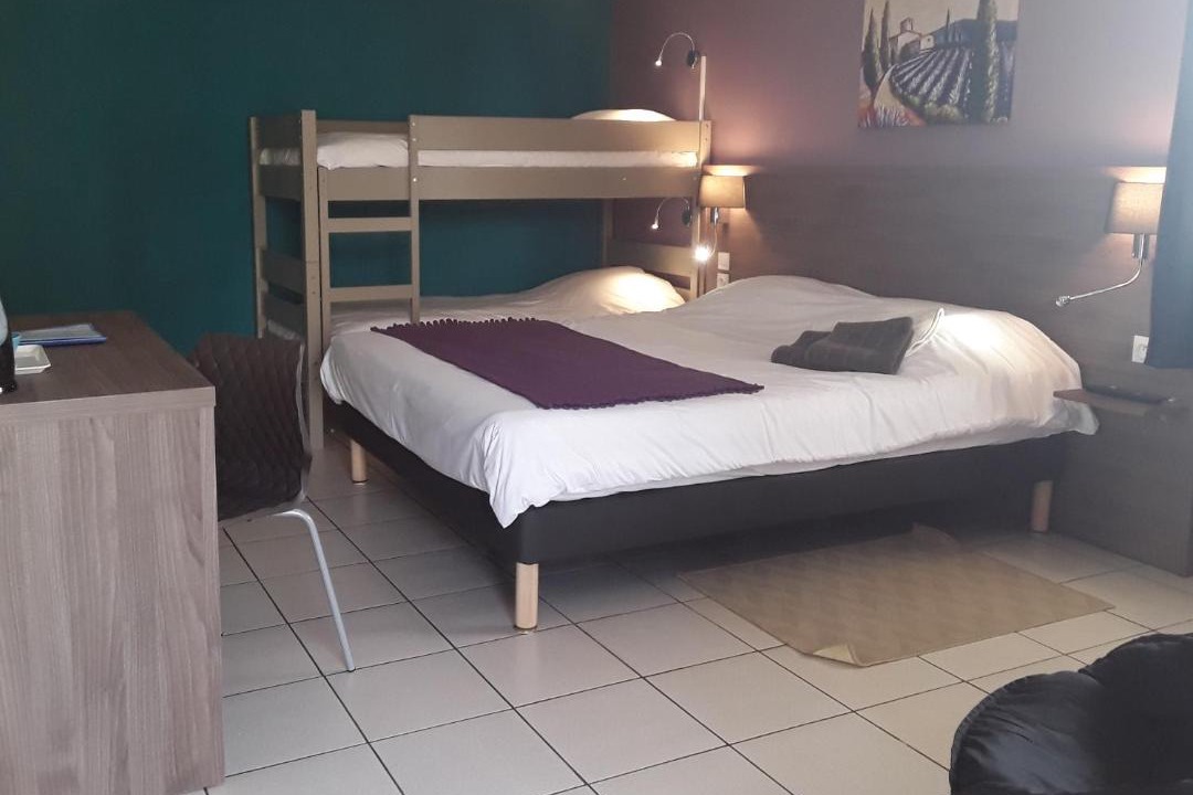 Photo of Others in Maisonnay