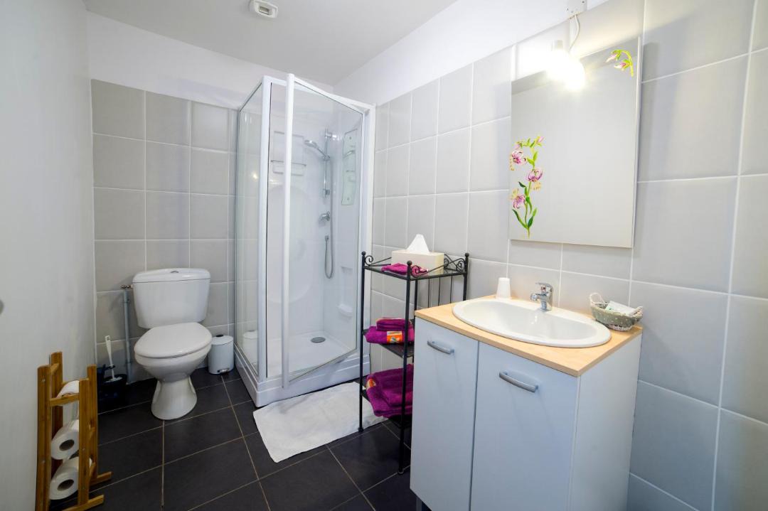 Photo of Others in Buzeins