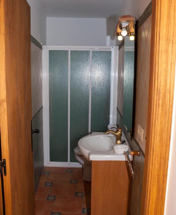 Photo of Bathroom in Cuevas de Canart