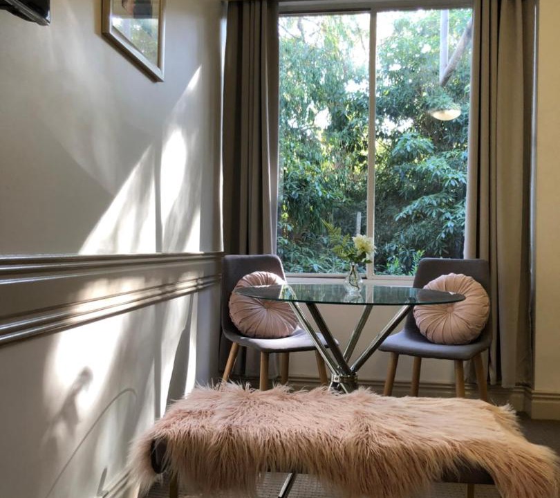 Photo of Others in Kew