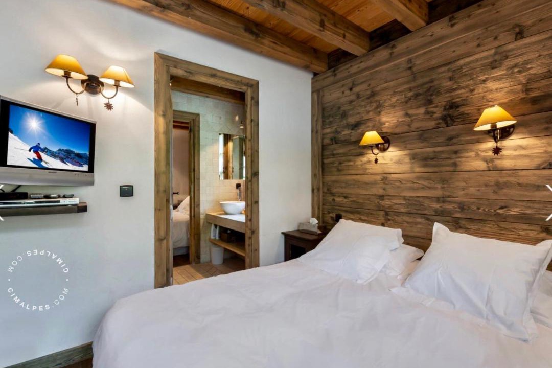 Photo of Bedroom in Megeve