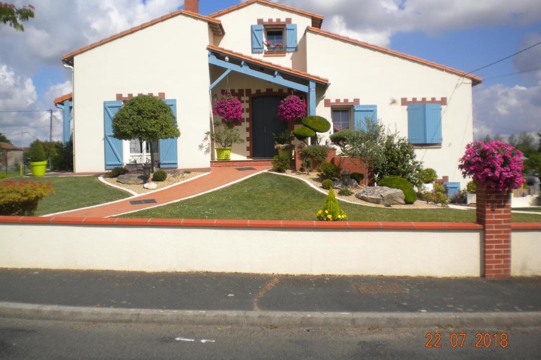 Photo of Buildings in Saint-Christophe-la-Couperie
