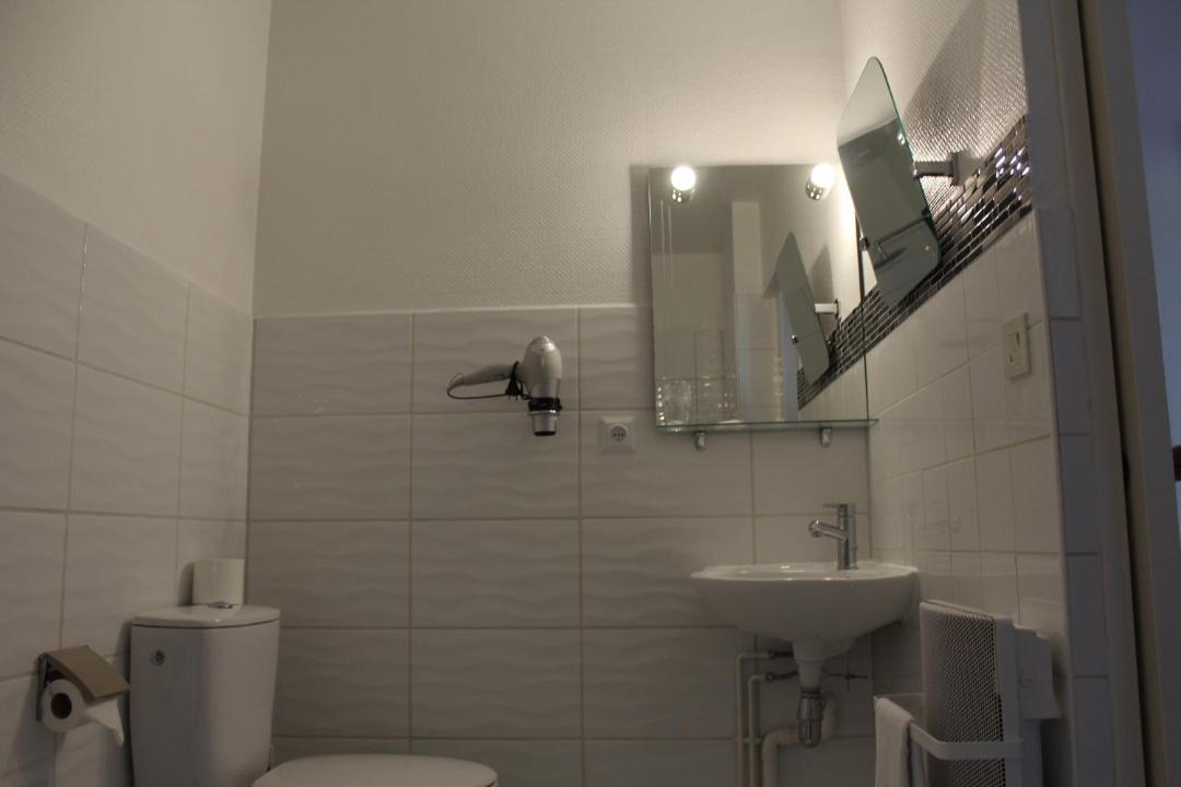 Photo of Bathroom in Saint-Andre-les-Vergers