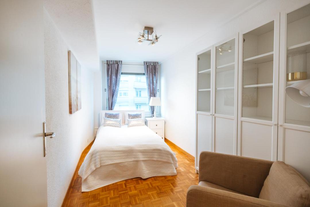 Photo of Bedroom in Montreux City Centre