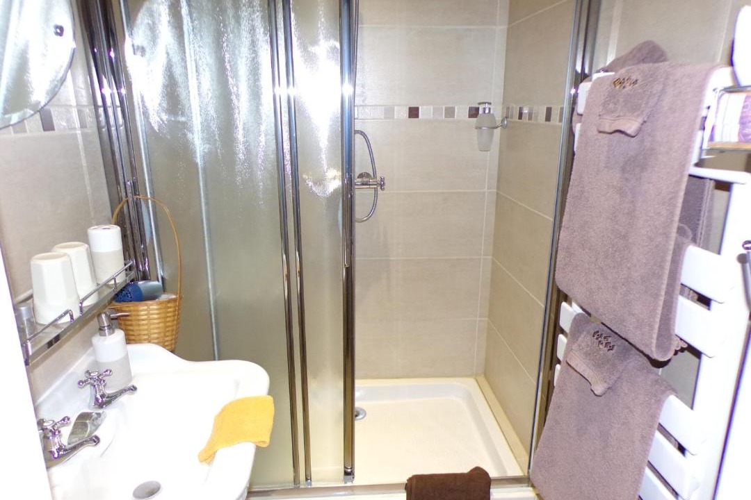 Photo of Bathroom in Lesigny