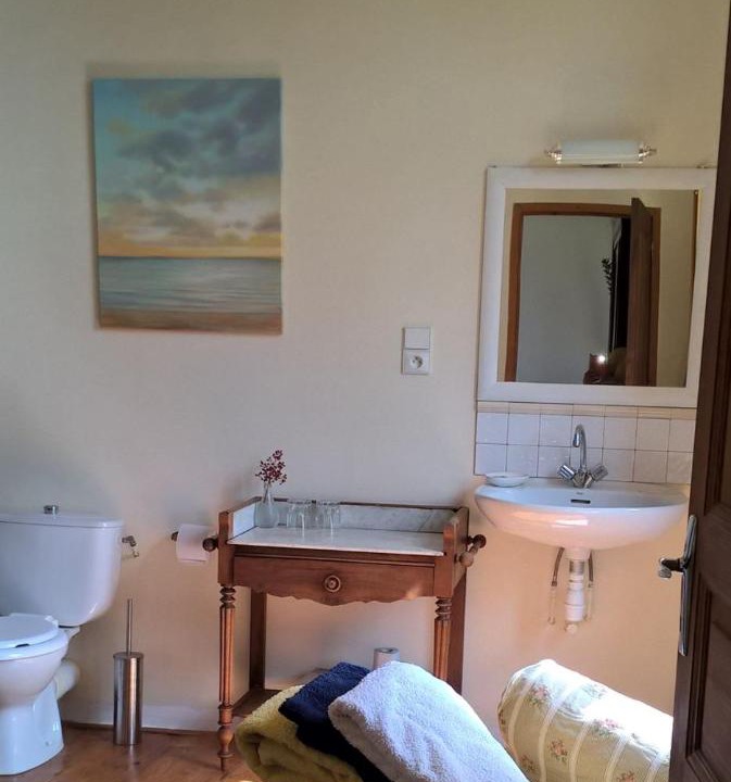 Photo of Others in Clarac