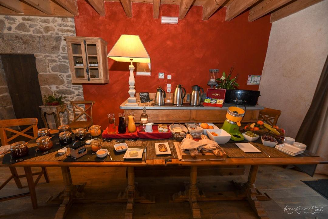 Photo of Others in Coueron