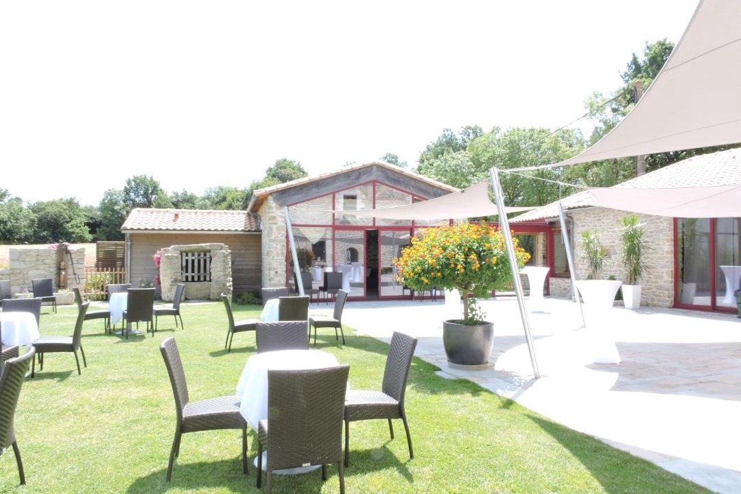 Photo of Others in Coueron