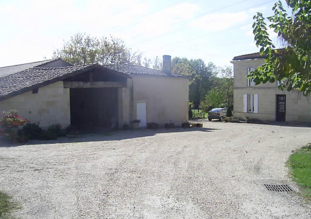 Photo of Buildings in Civrac-de-Blaye
