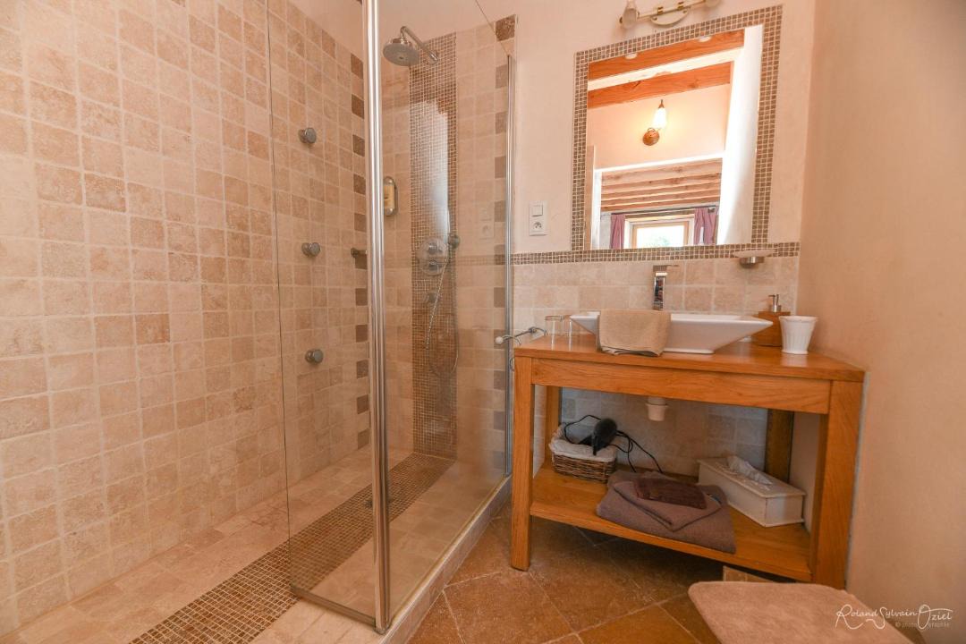 Photo of Others in Coueron