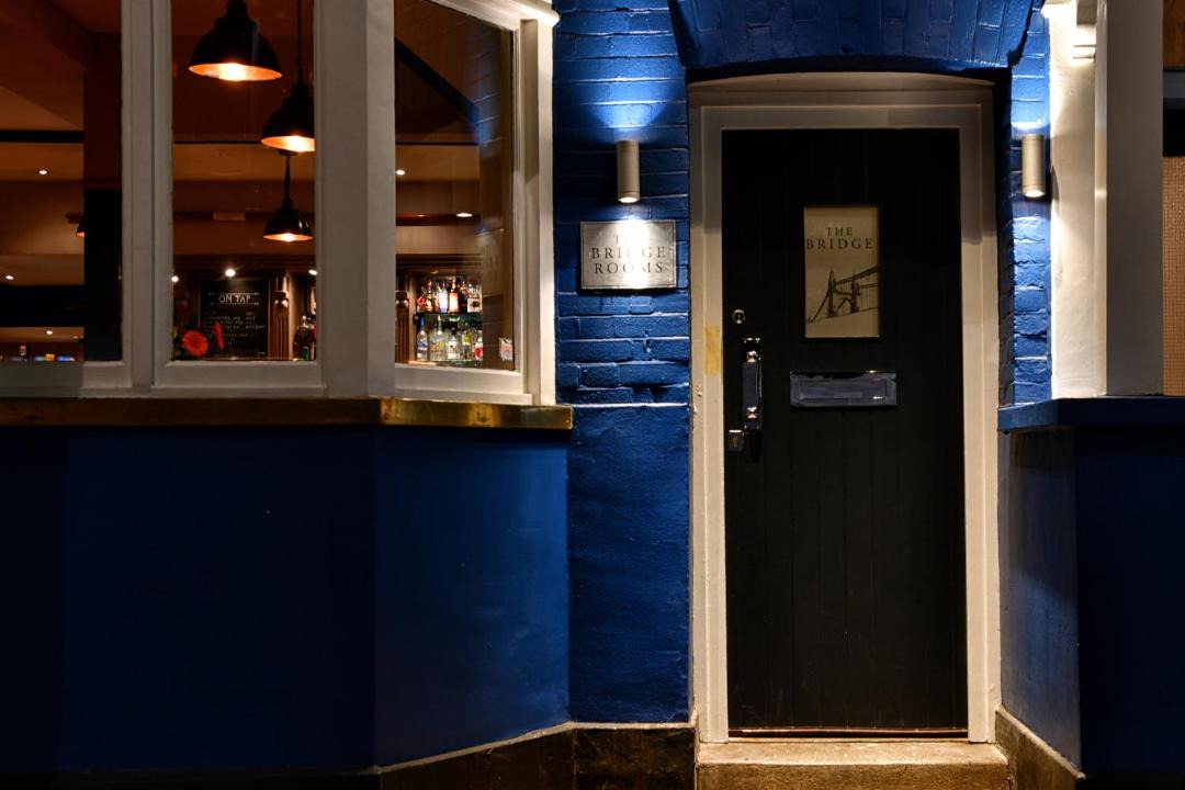 Photo of Others in Barnes