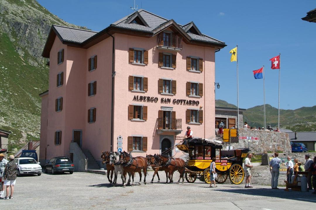 Photo of Buildings in Lu